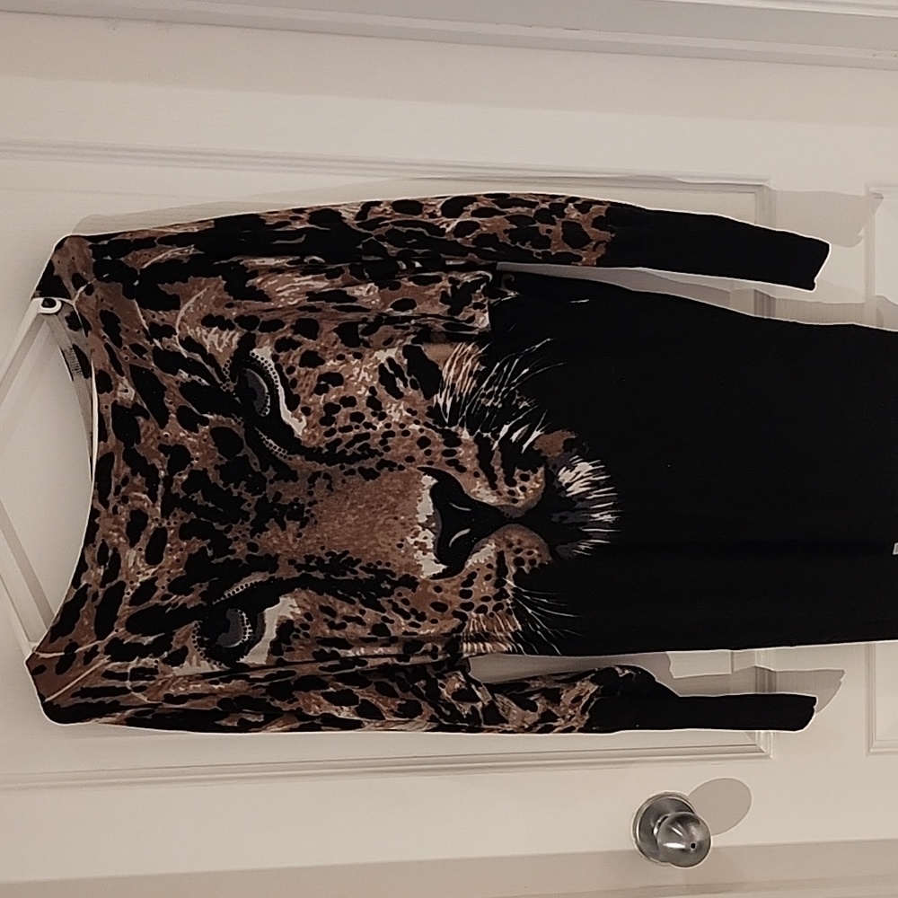 Host's pick🎉 ✨️Sweater